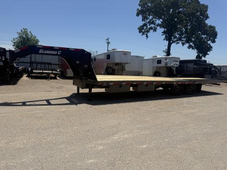 New 2026 Diamond C Trailers FMAX210 102X32 HYD Gooseneck Bodies