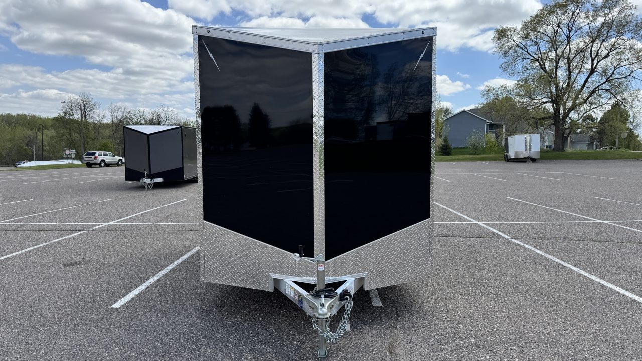 2027 Lightning photo 2