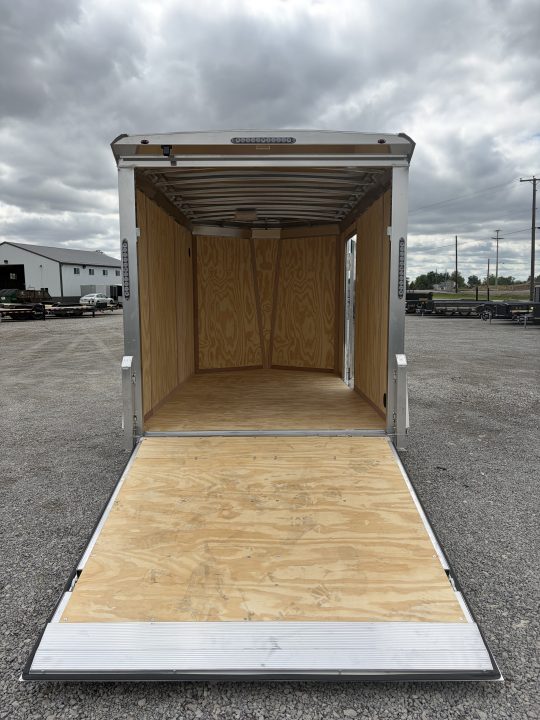New 2026 NEO TRAILERS NAV106SR (6' X 10') 2.9K Cargo / Enclosed Trailer