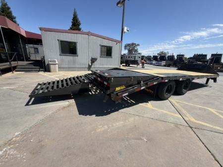 New 2026 Big Tex Trailers 22GN-25D5A-MR 8.5FT X 25FT 23.9K GVW TA-D Equipment Trailer