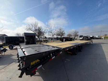 New 2027 Big Tex Trailers 25GN-40D5A-MR 8.5FT X 40FT 25.9K GVW TA-D Equipment Trailer