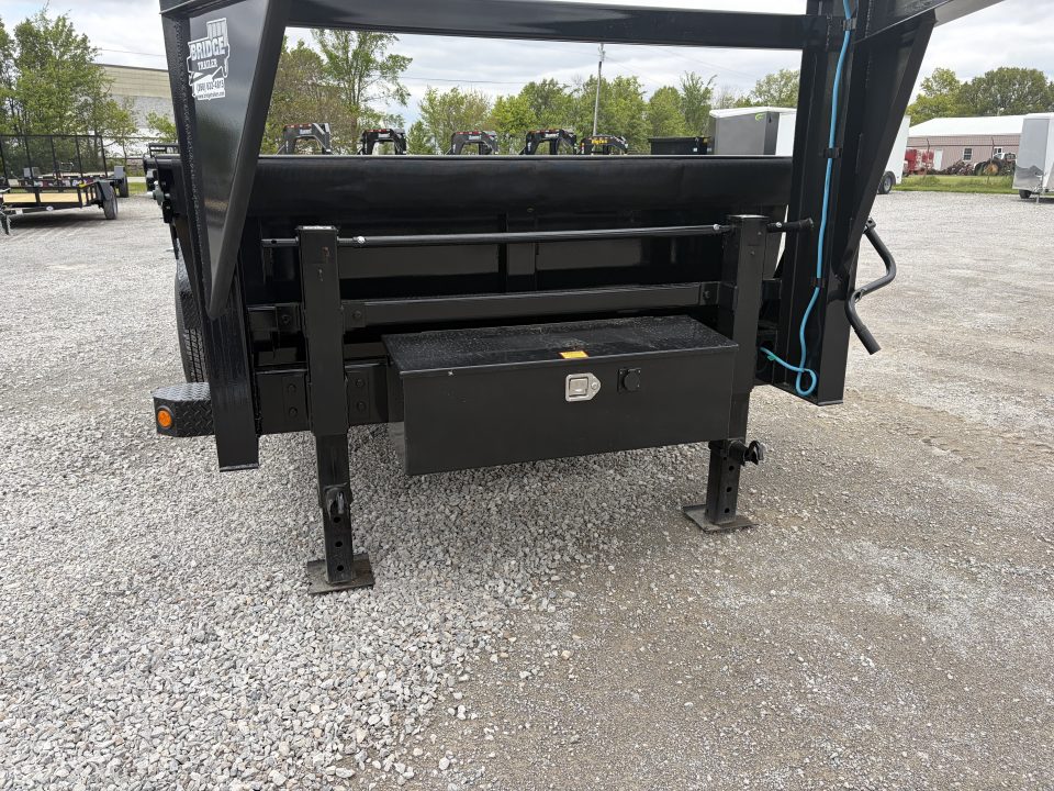 New 2026 BIG TEX TRAILERS 14GX-14BK6SIRPD (83" x 14') 15.9K Gooseneck Dump Trailer