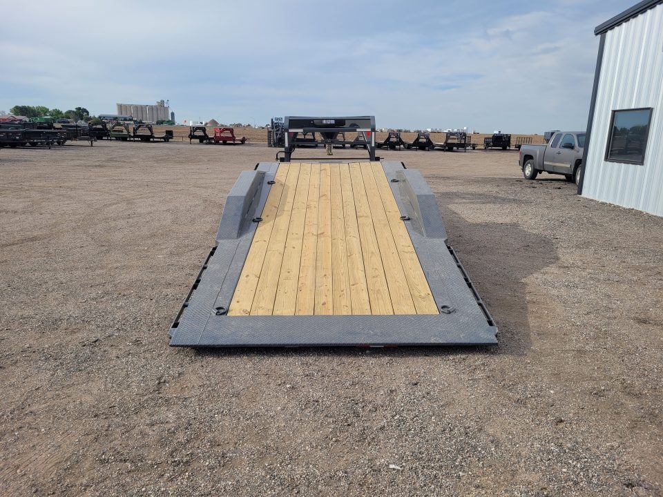 New 2026 Buckshot 102"x26' Gooseneck Tilt Trailer W/8k Axles
