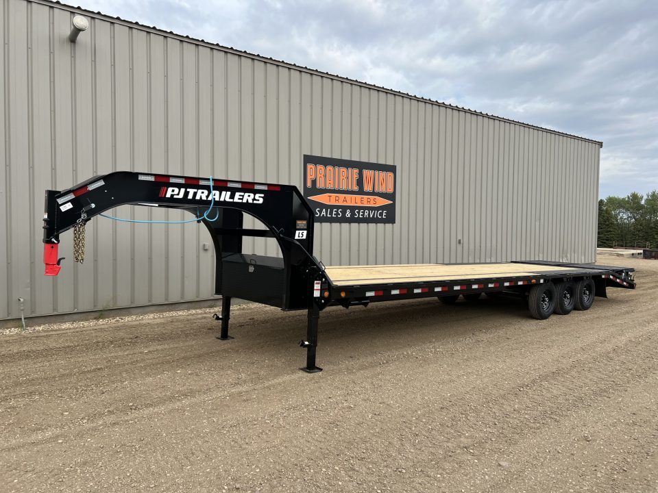 New 2027 PJ Trailers 32' Gooseneck Triple Axle Flatbed Trailer