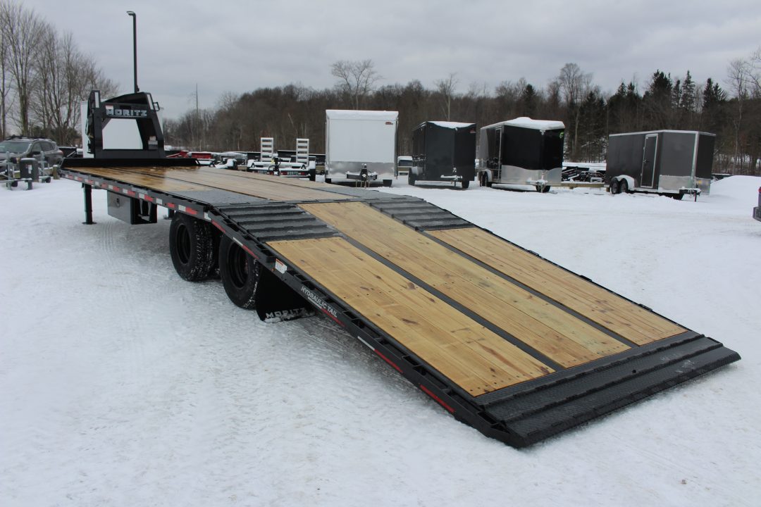 New 2026 Moritz FDGH Hydraulic Tail 30' GOOSENECK Deckover Flatbed Trailer- 25900# GVW