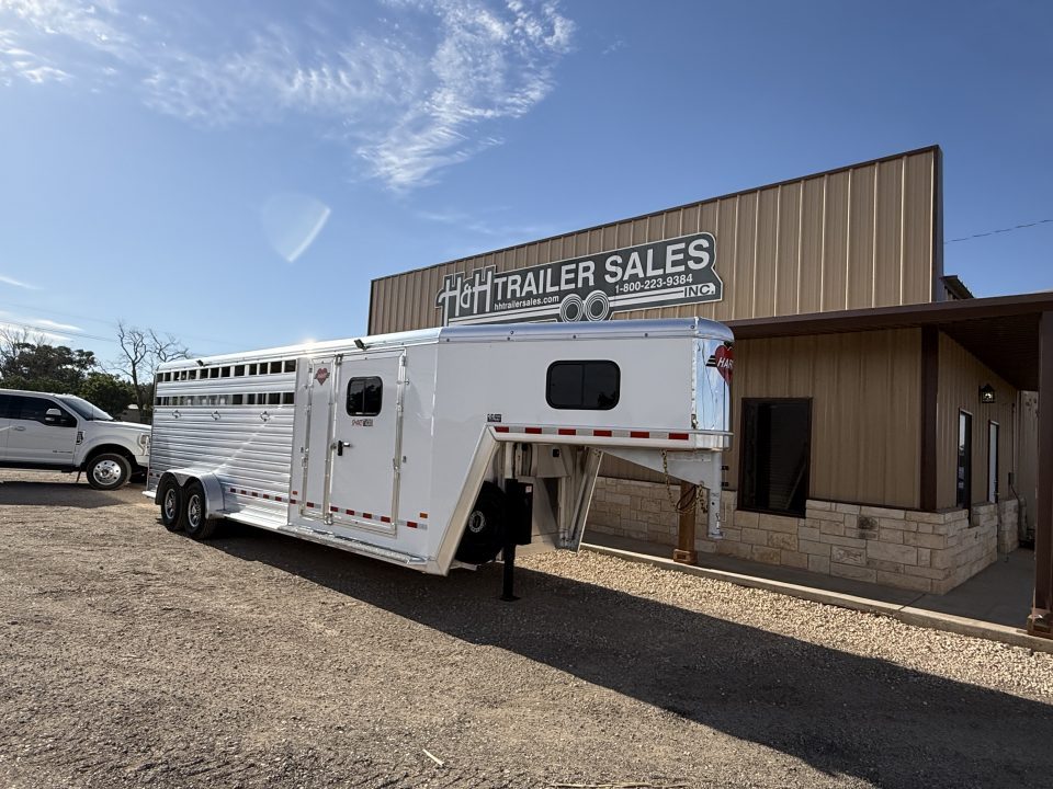 New 2026 Hart Trailer LARIAT Horse Trailer
