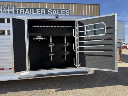 New 2026 Hart Trailer LARIAT Horse Trailer
