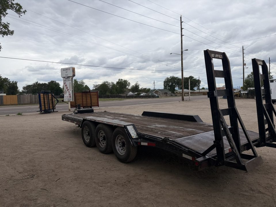 Used 2008 Other 7-22 Triple Axle Equipment Hauler