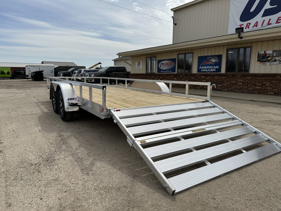 New 2026 H&H Trailers 82x18 Rail Side 7K Landscape Trailer