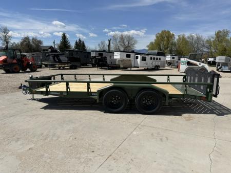 New 2026 Diamond C 16' GTU Flatbed