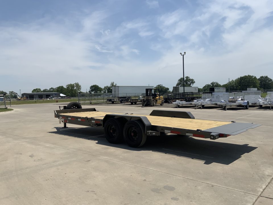 New 2026 MAXX-D 83 X 24 G8X Tilt Trailer