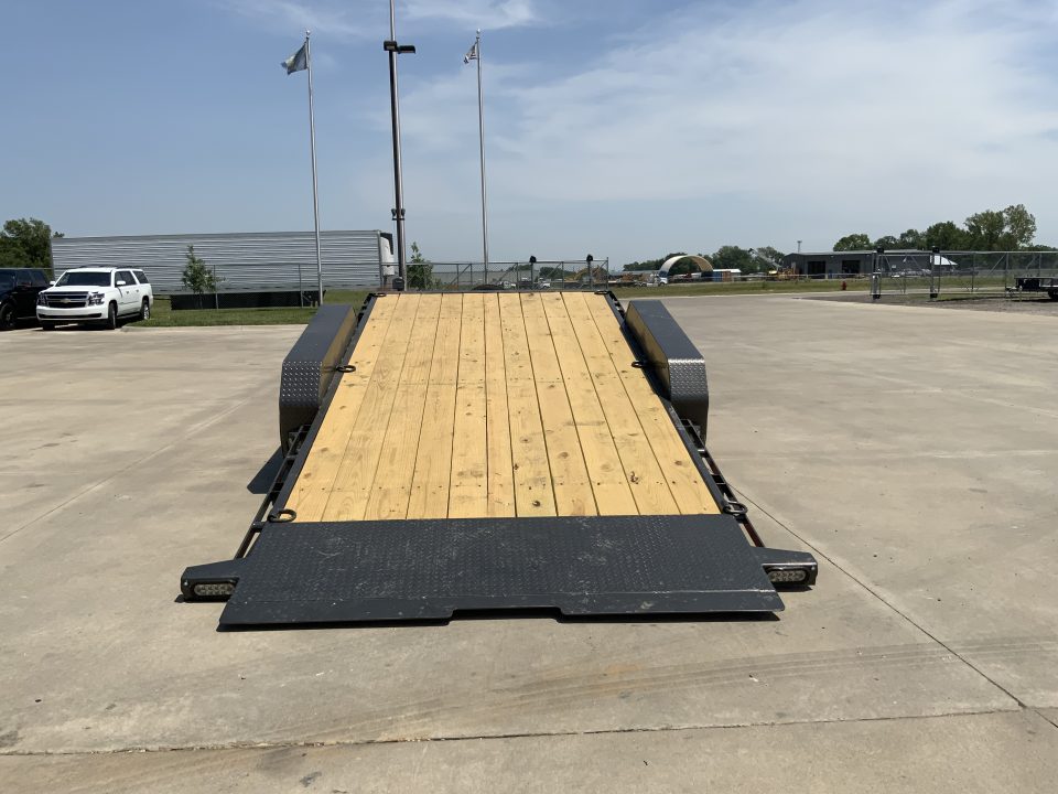 New 2026 MAXX-D 83 X 24 G8X Tilt Trailer