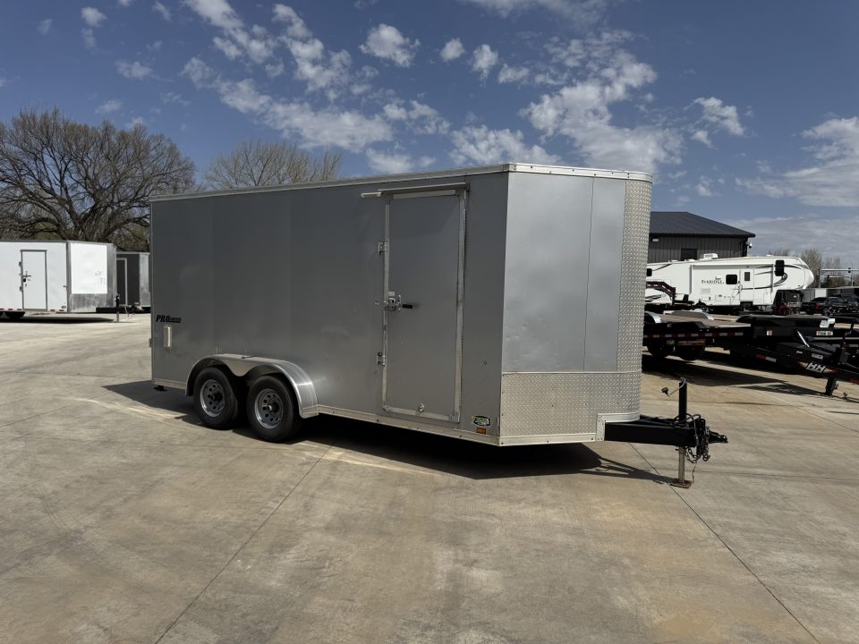 Used 2020 Commander 7x16 + 2’V Nose 7' TALL SUPERIOR QUALITY Rear Ramp Enclosed Cargo Trailer