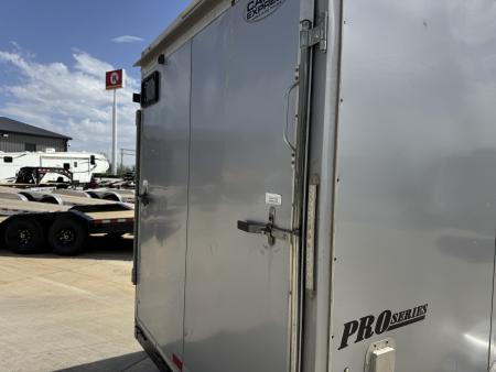 Used 2020 Commander 7x16 + 2’V Nose 7' TALL SUPERIOR QUALITY Rear Ramp Enclosed Cargo Trailer