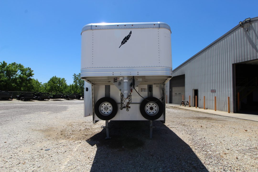 Used 2016 Featherlite Trailers 4941-0040 Car / Racing Trailer