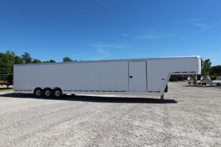 Used 2016 Featherlite Trailers 4941-0040 Car / Racing Trailer