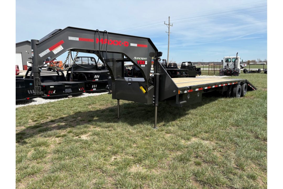 New 2026 MAXX-D TANDEM 102x34 25.9K GN HYDROTAIL W/ BLACKWOOD RUNNERS/ HYDRO JACKS/ TORQUE TUBE