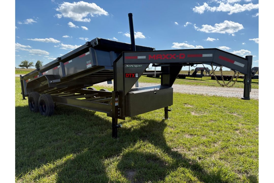New 2026 MAXX-D Tandem 83x16 18K Dump Trailer W/2' Sides & Telescopic Hoist