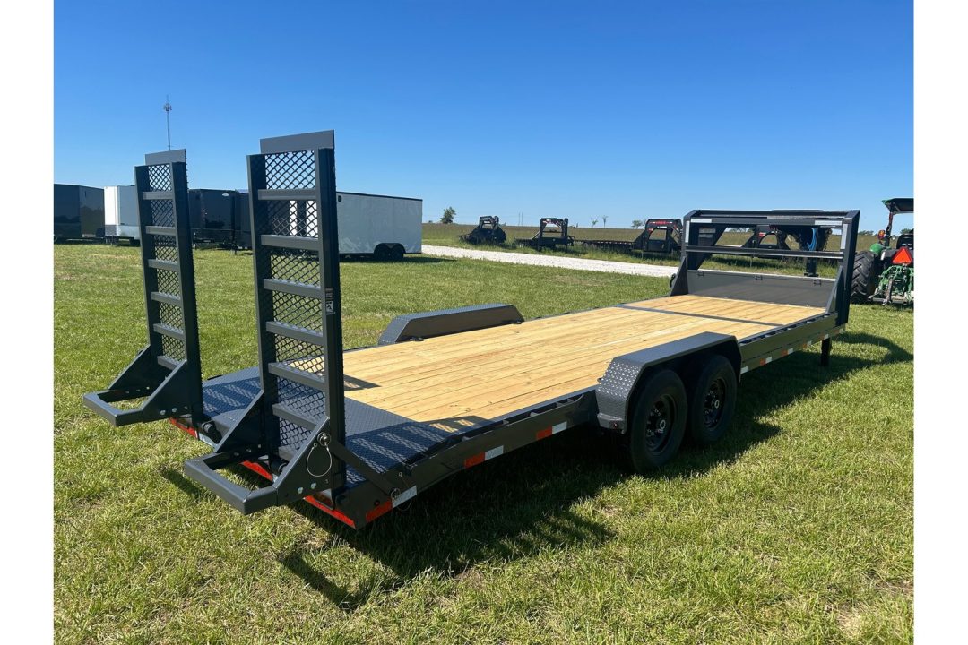 New 2026 Lamar 83x24 Tandem 14K GN Equipment Trailer w/ 2' Dove & Standup Ramps