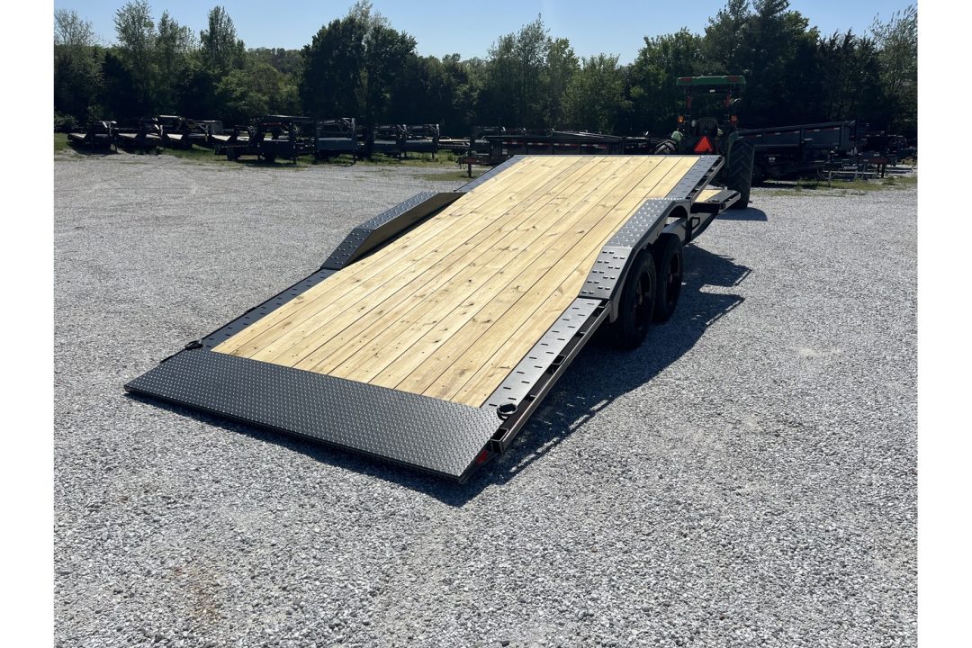 New 2026 Diamond C 102x22 18K HXD208 TANDEM GRAVITY PRO TILT W/ 4' STATIONARY & 18' TILT DECKS/ DRIVE OVER FENDERS