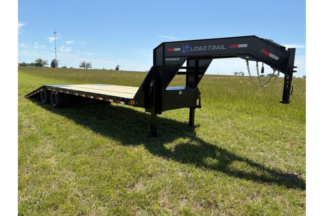 New 2026 Load Trail Tandem 102x32 24K GN Hydrotail W/Steel Runners & Hydro Jacks