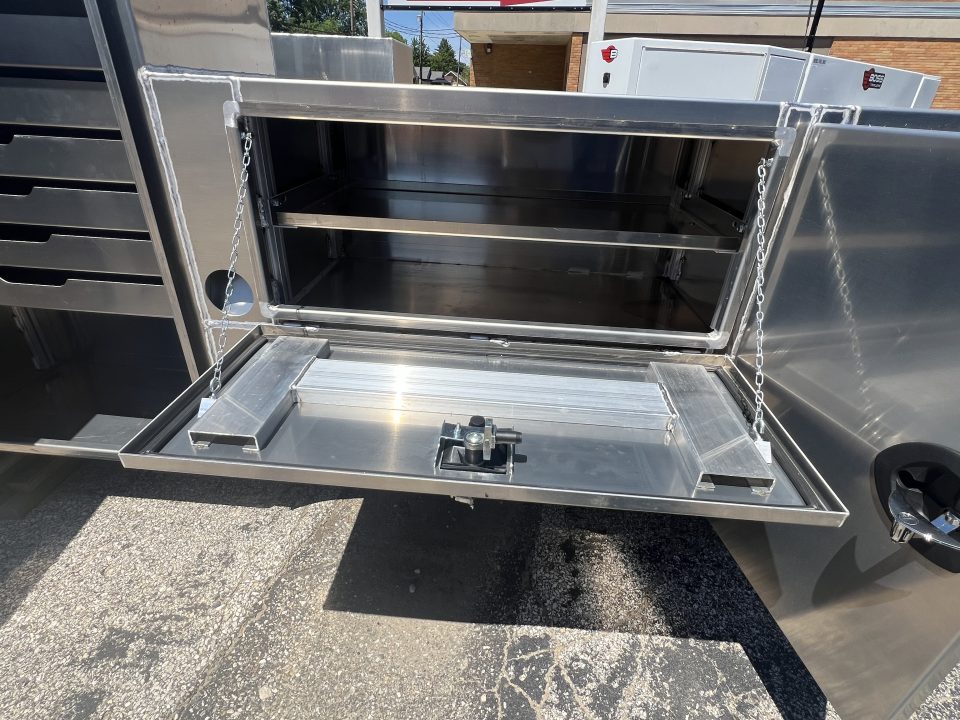 New 2026 Zimmerman Advantage 94" x 102" Truck Bed