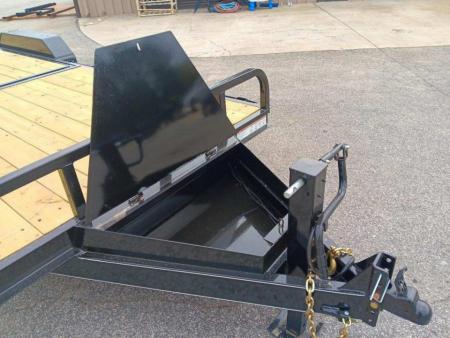 New 2026 JOBSITE 17K 22' TILT EQUIPMENT TRAILER