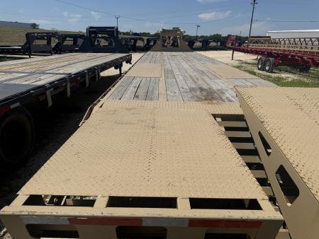 Consignment 2024 Diamond C Trailers FMAX212 102X40 MR Gooseneck Bodies