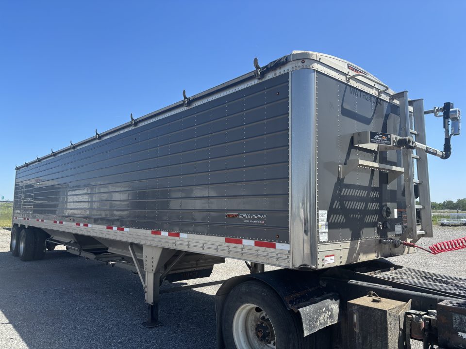 Used $1,650/month 2024 Timpte 42x96x78 Hopper Trailer Rent to Own