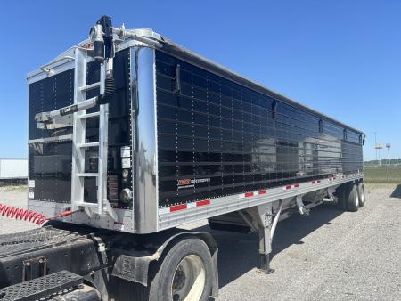 Used 2025 Timpte 42x96x78 Hopper Trailer