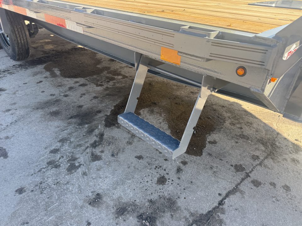 New 2026 Diamond C Trailers DEC207 20X102 Flatbed Trailer