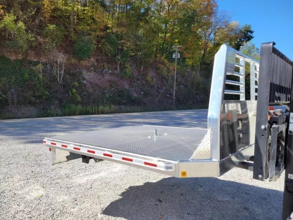 New Zimmerman Flatbed 60" CA DRW Chassis 97x114 with B&W Turnover Ball 6000XL