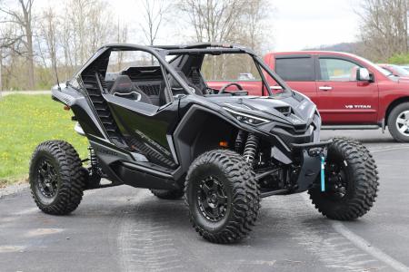 New 2026 CFMOTO Z10 Side by Side (Sport)