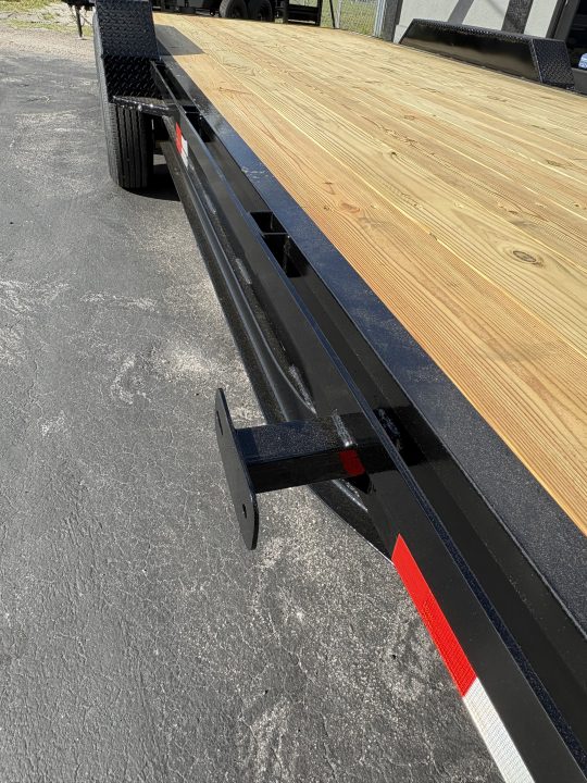7×22 Equipment Flatbed Trailer photo 2