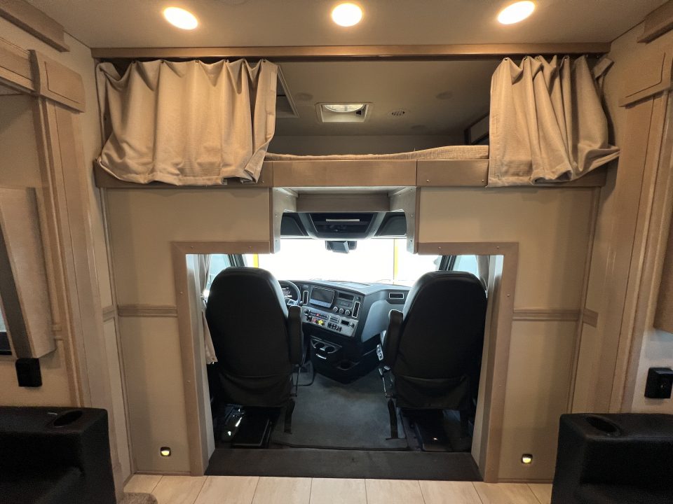 Used 2025 Renegade 45’ Tandem Axle Motorcoach
