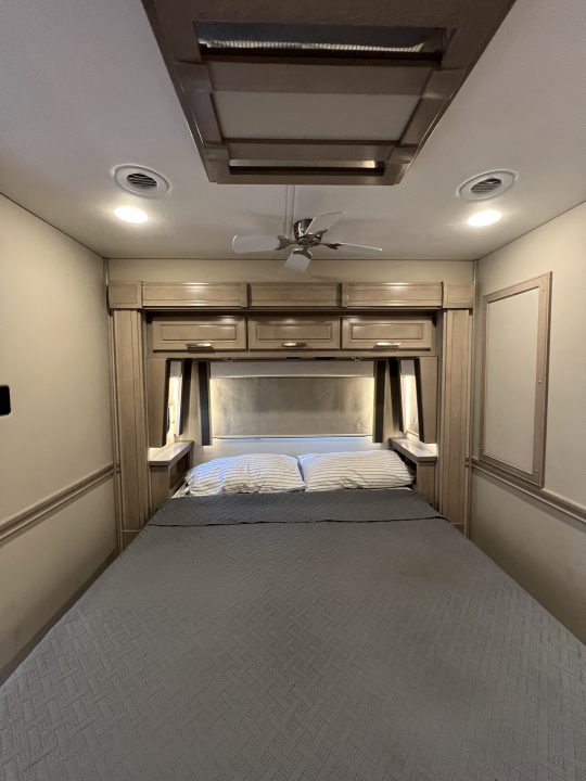 Used 2025 Renegade 45’ Tandem Axle Motorcoach