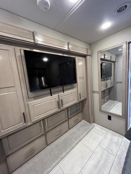 Used 2025 Renegade 45’ Tandem Axle Motorcoach