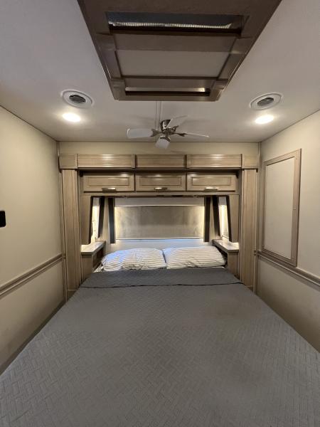 Used 2025 Renegade 45’ Tandem Axle Motorcoach