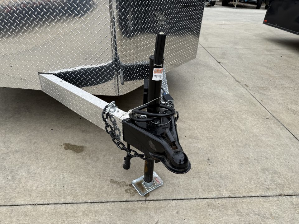Used LIKE NEW 2022 Bighorn R&M 7x16 + 2’V Nose 7' TALL SUPERIOR QUALITY Rear Ramp Enclosed Cargo Trailer