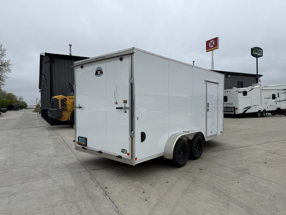 Used LIKE NEW 2022 Bighorn R&M 7x16 + 2’V Nose 7' TALL SUPERIOR QUALITY Rear Ramp Enclosed Cargo Trailer