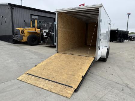 Used LIKE NEW 2022 Bighorn R&M 7x16 + 2’V Nose 7' TALL SUPERIOR QUALITY Rear Ramp Enclosed Cargo Trailer