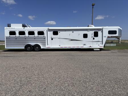 Used 2019 Trails West 5H LQ Horse Trailer