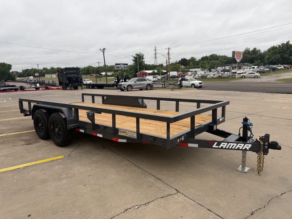 New #154435 2026 LAMAR U5 18 X 83 TANDEM AXLE SQUARE TUBE TOP 10K UTILITY W/ SLIDE IN RAMPS