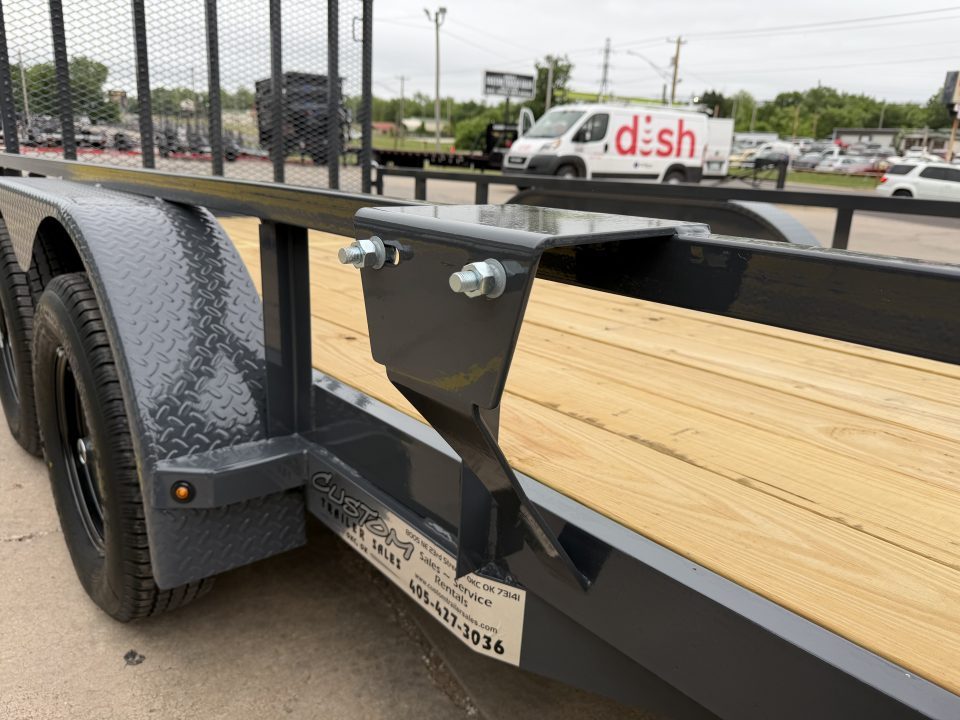 New #155564 2026 LAMAR UC 14 X 77 TANDEM AXLE SQUARE TUBE TOP 7K UTILITY W/ REAR RAMP GATE