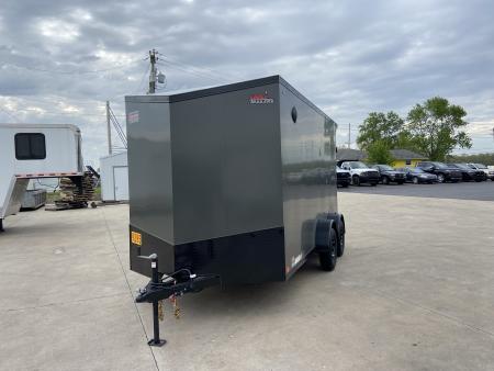 New United UJ-7X14 Enclosed Trailer