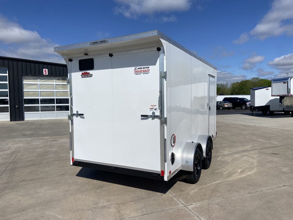 New United UJ-7X14 Enclosed Trailer