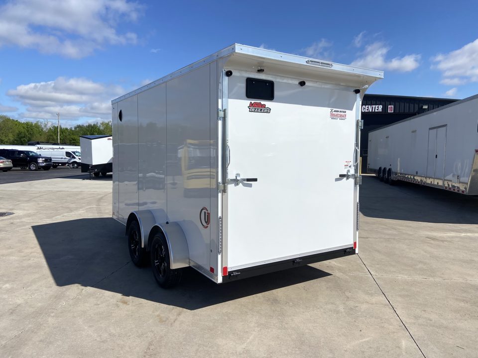 New United UJ-7X14 Enclosed Trailer