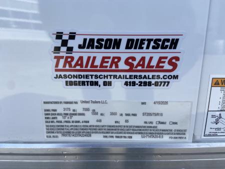 New United UJ-7X14 Enclosed Trailer