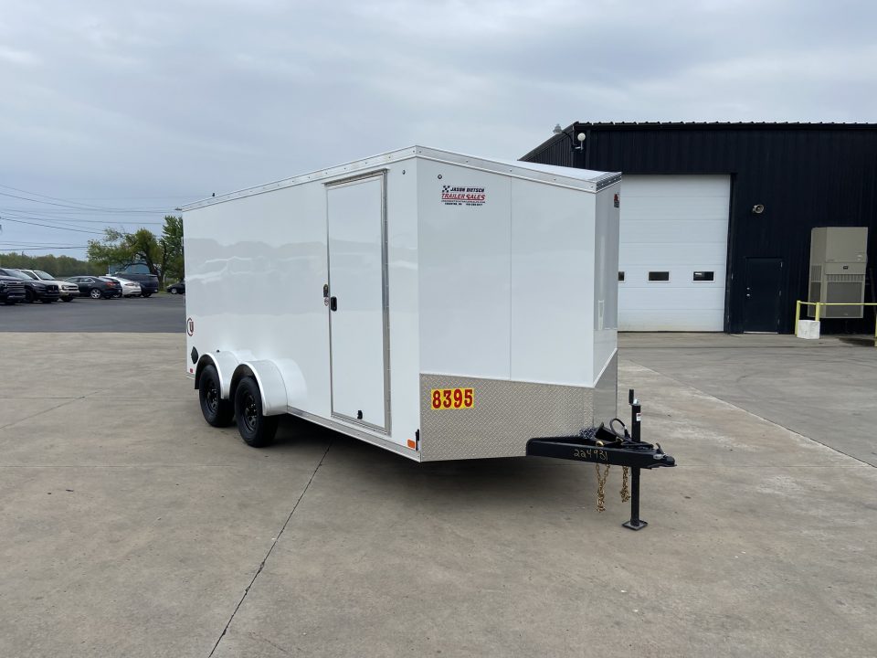 New United UJ-S-7X16 Enclosed Trailer