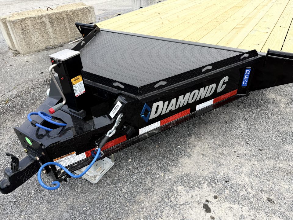 New 2026 Diamond C DEC208 DECK OVER TRAILER 24” EXTRA WIDE RAMPS *** ABS BRAKES***